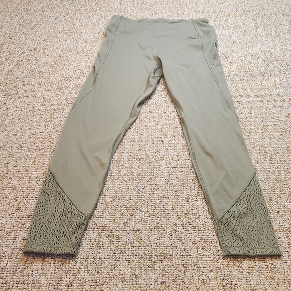 PINK Sport Olive Green Lace Hem Capri Leggings Athletic‎ Yoga Pants Size M - Picture 1 of 7